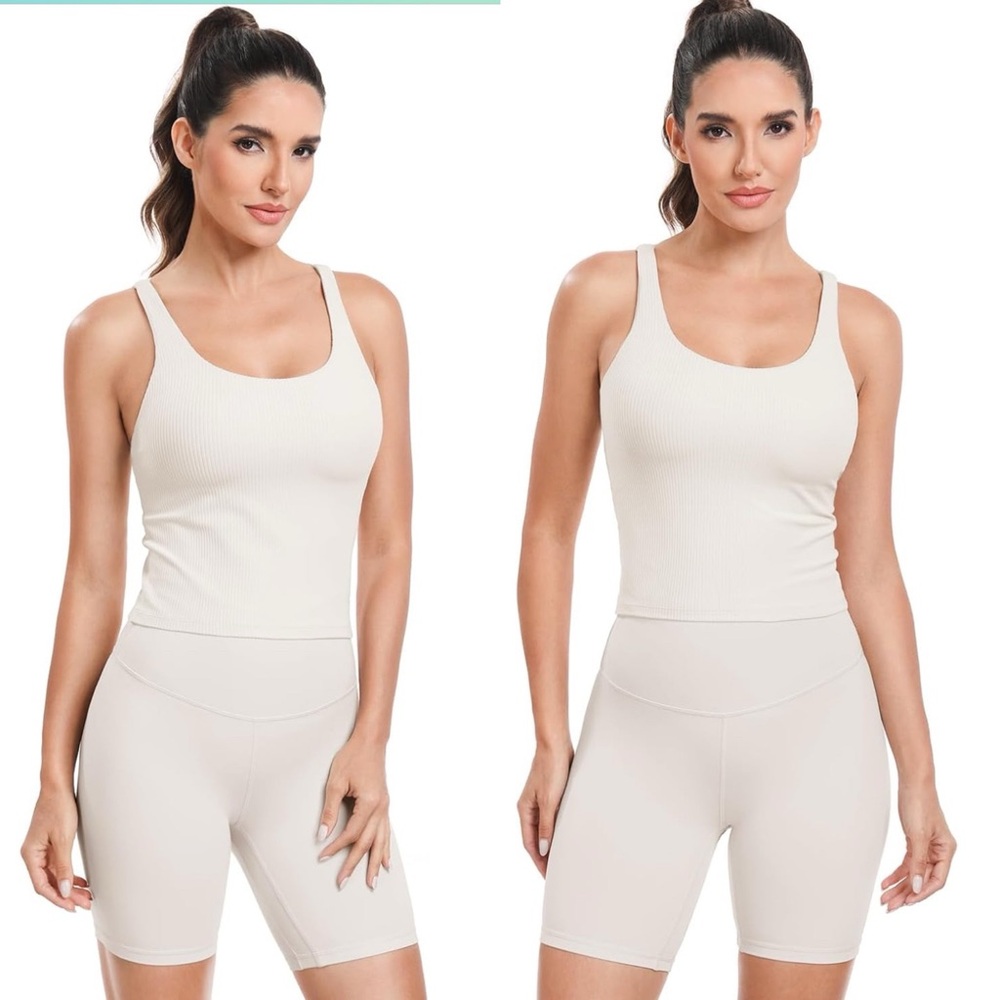 Women's Cream Ribbed Tank Top! Size M with built in bra & pads!
